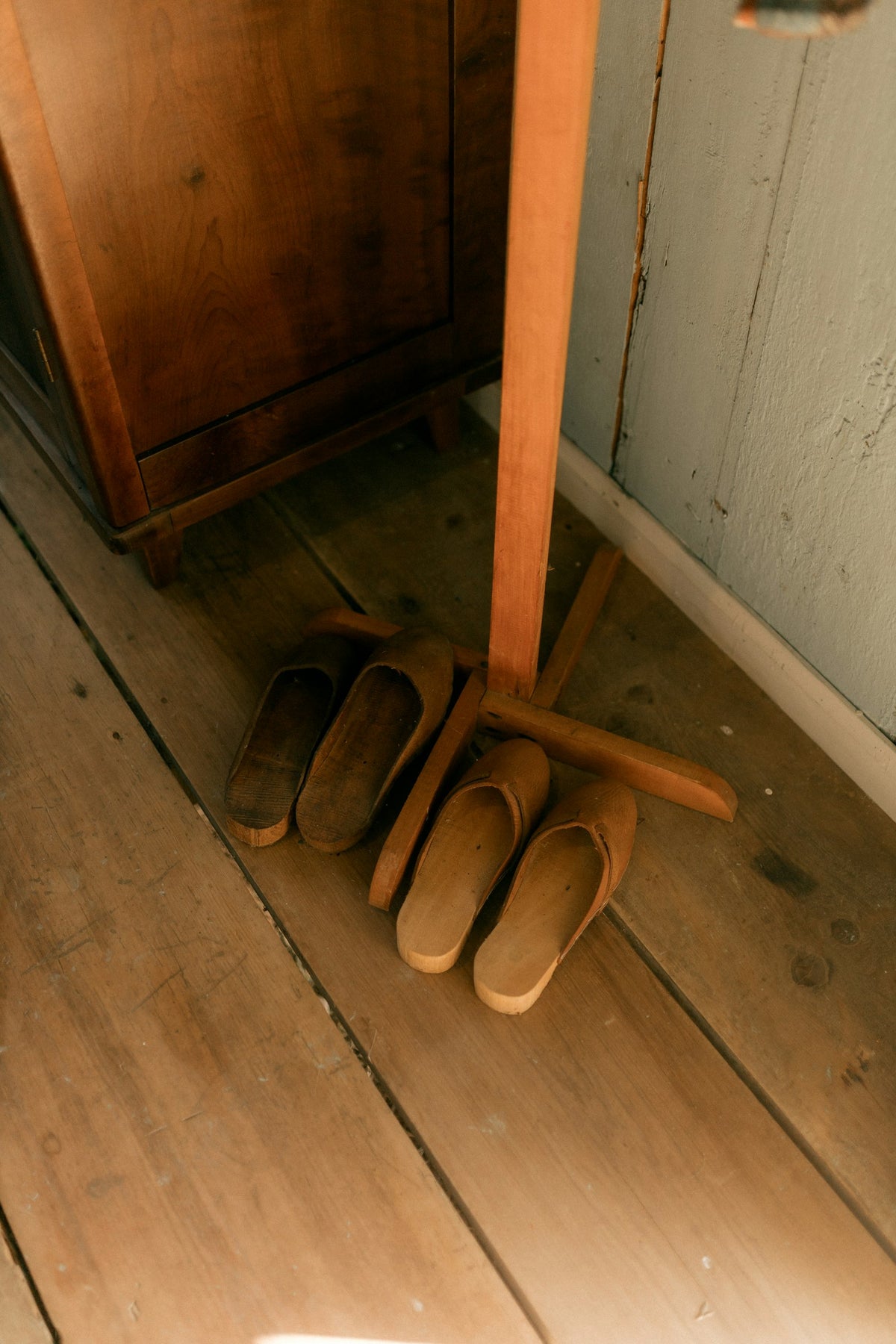 Clogs and mules